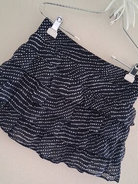 Zenana Outfitters Navy and White Polka Dot Ruffle Mini Skirt